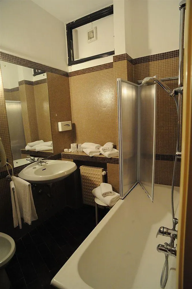 Locanda Agnello Taino Hotel