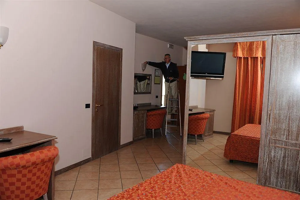 *** Hotel Locanda Agnello Taino Italy